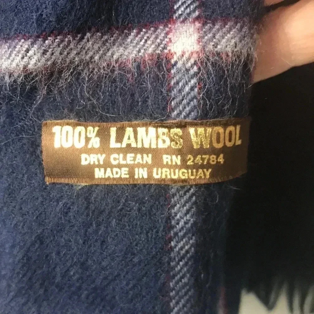 UNBRANDED 100% LAMBS WOOL BLUE PLAID‎ SCARF MADE IN URUGUAY